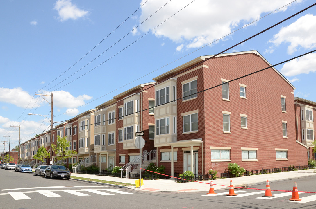 Mantua Square in Philadelphia, PA - Building Photo