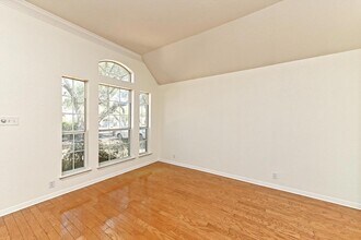 10229 Matoca Way, Unit B in Austin, TX - Building Photo - Building Photo