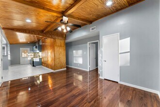 916 Wilkinson Dr in Mesquite, TX - Building Photo - Building Photo