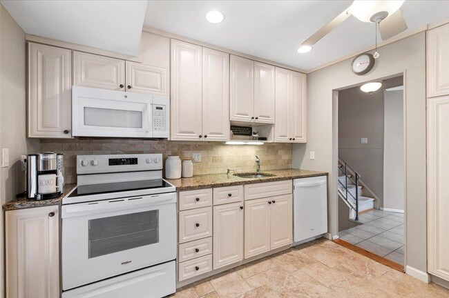 property at 11 Halcourt Dr