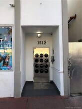 1512 Washington Ave, Unit 308 in Miami Beach, FL - Foto de edificio - Building Photo