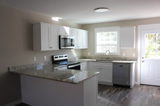 109 Buster Ln in Rocky Face, GA - Building Photo - Building Photo
