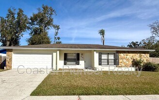 606 Sandy Creek Dr in Brandon, FL - Building Photo