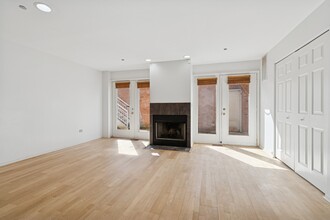 51 W 15th St in Chicago, IL - Building Photo - Building Photo