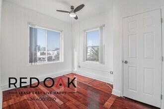 915 S Carondelet St in Los Angeles, CA - Building Photo - Building Photo