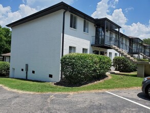 Forty West Apartments in Nashville, TN - Building Photo - Building Photo