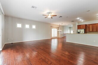 5528 Jobeth Dr in New Port Richey, FL - Building Photo - Building Photo