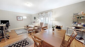 12 Sewall Ave, Unit 2 in Brookline, MA - Building Photo