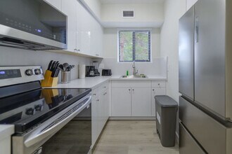 700 SW 11th Ave in Miami, FL - Building Photo - Building Photo