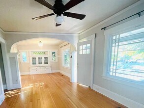 3304 NE 73rd Ave in Portland, OR - Building Photo - Building Photo