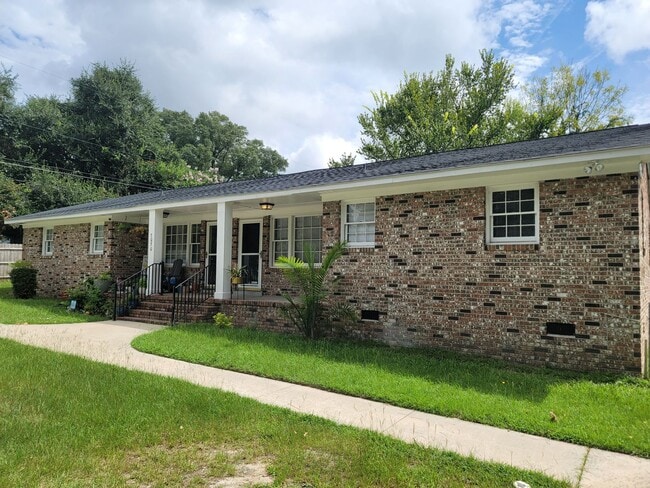 property at 7030-7032 Patterson Rd