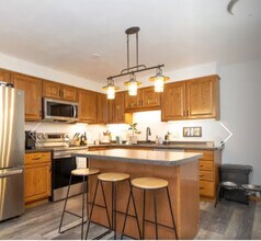 2750 W Parkmoor Ct in Appleton, WI - Building Photo - Building Photo