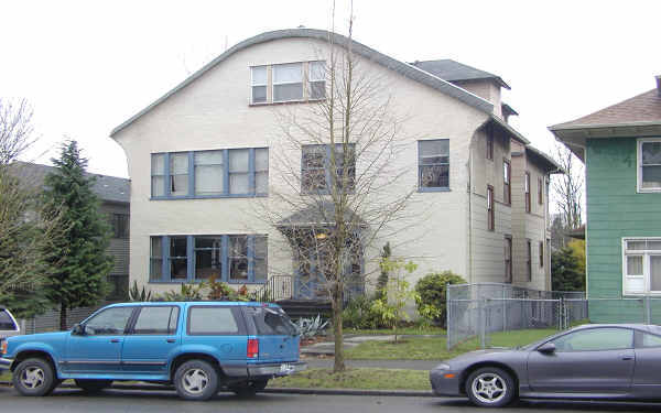 925 14th Ave in Seattle, WA - Building Photo - Building Photo