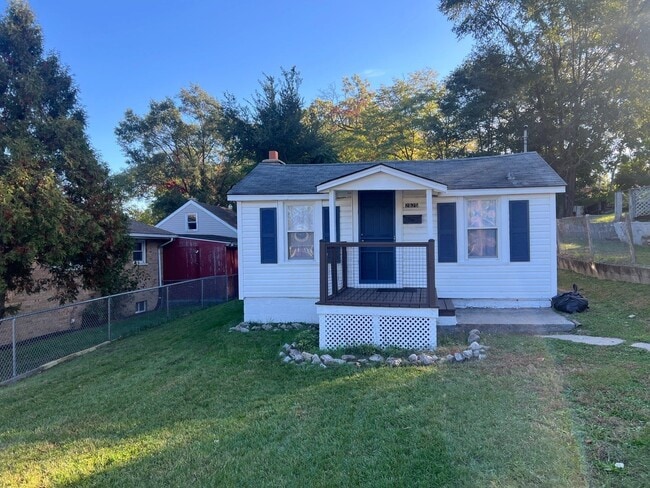 property at 2525 Parke St