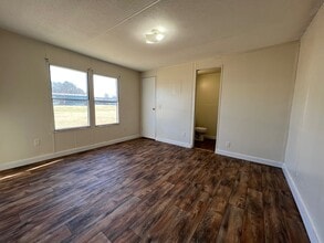 161 Westside Cir in Zebulon, NC - Building Photo - Building Photo