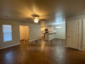 737 SW 13th St in Moore, OK - Building Photo - Building Photo