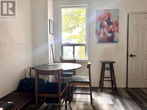 1057 Davenport Rd in Toronto, ON - Building Photo - Building Photo