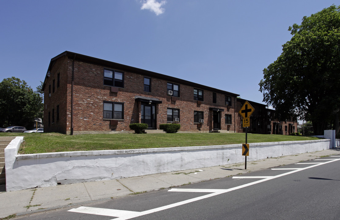 960 Van Duzer St in Staten Island, NY - Building Photo