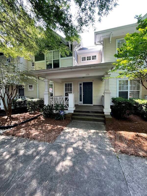 property at 1120 W 1st St