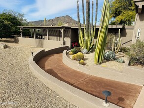 1039 N Boulder Dr in Carefree, AZ - Building Photo - Building Photo