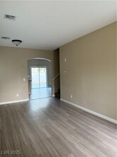 5552 Chapin Mesa Ave in Las Vegas, NV - Foto de edificio - Building Photo