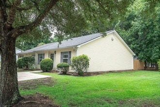 1687 Dexter Ln in Charleston, SC - Building Photo - Building Photo