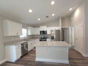 8183 N Dyke Way in Citrus Springs, FL - Building Photo - Building Photo