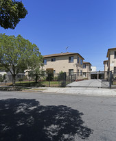 914 S Gramercy Dr Apartments