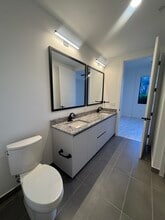 15061 S Dixie Hwy, Unit 1103 in Miami, FL - Building Photo - Building Photo