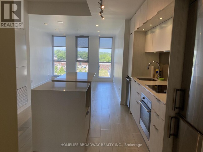 property at 170 Sumach St