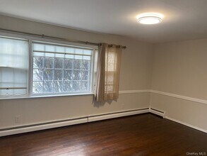 100 Kings Ave in Atlantic Beach, NY - Building Photo - Building Photo