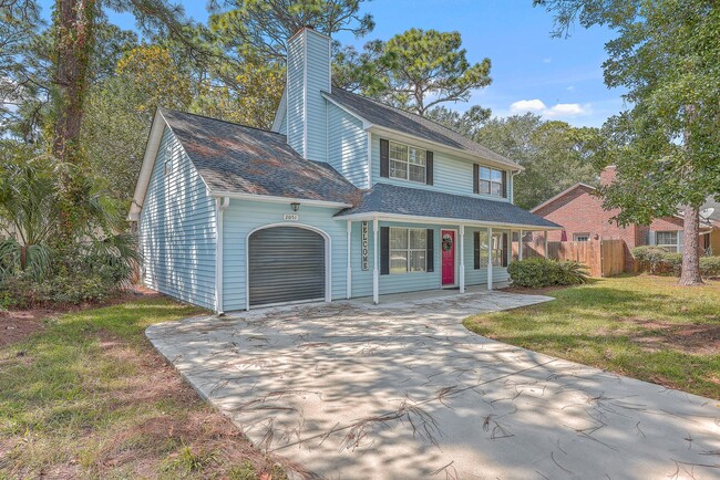 2051 Infantry Dr in Mount Pleasant, SC - Building Photo - Building Photo