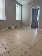 141 Hollis St in Framingham, MA - Building Photo - Building Photo