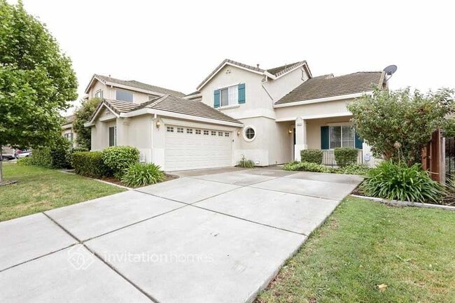 1655 Vandenberg Cir in Suisun City, CA - Building Photo - Building Photo