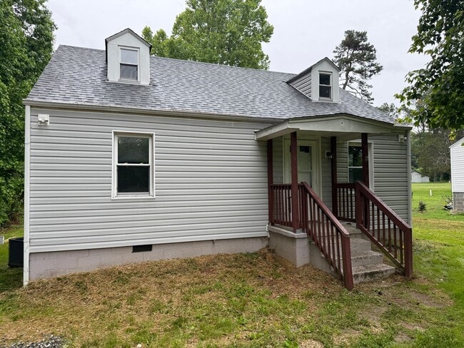 property at 629 Inverness Rd