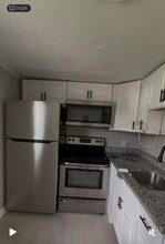 54 Leicester St in Worcester, MA - Building Photo - Building Photo