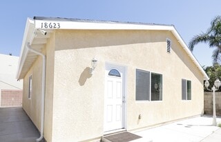 18623 Bryant St in Los Angeles, CA - Building Photo
