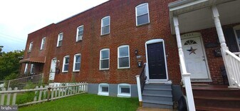 4905 Brookwood Rd, Unit 0932 in Brooklyn Park, MD - Building Photo