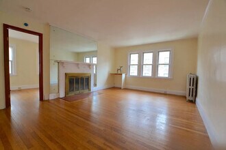 115 Lanark Rd, Unit 1 in Boston, MA - Building Photo - Building Photo