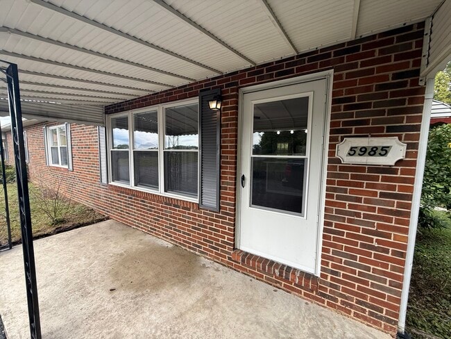 5985 Dodson Branch Rd, Unit 5985 in Cookeville, TN - Building Photo - Building Photo