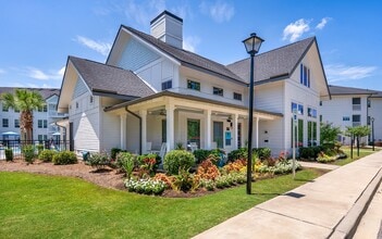 Summer Wind in Summerville, SC - Building Photo - Building Photo