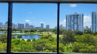 3475 N Country Club Dr in Miami, FL - Building Photo