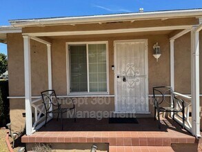 406 E 135th St in Los Angeles, CA - Building Photo - Building Photo