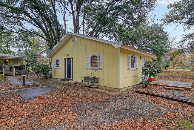 property at 198 Longstreet St