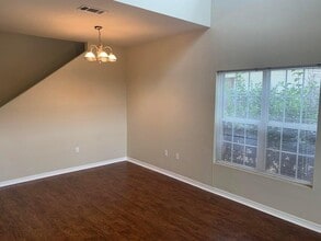 1545 Bentley Cir in Fort Walton Beach, FL - Building Photo - Building Photo
