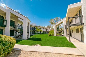 Aspire Apartment Homes in Phoenix, AZ - Building Photo - Building Photo