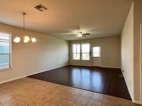 19523 Midnight Glen Dr in Cypress, TX - Foto de edificio - Building Photo