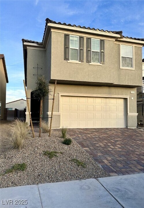 6948 Wildhorse Crk St in North Las Vegas, NV - Building Photo