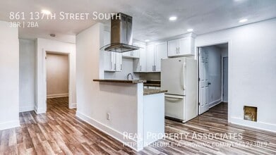 861 137th St S in Tacoma, WA - Building Photo - Building Photo