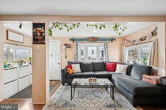 407 Emerald St in Media, PA - Building Photo - Building Photo